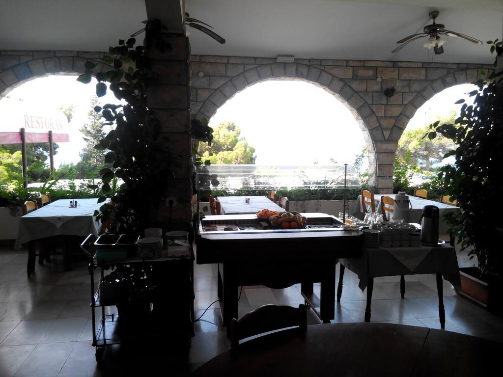 Villa Ljetni San Omiš Exteriör bild