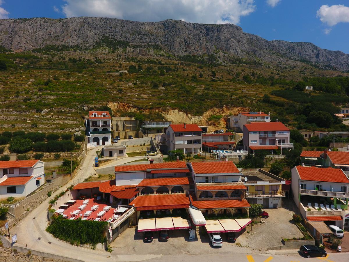 Villa Ljetni San Omiš Exteriör bild